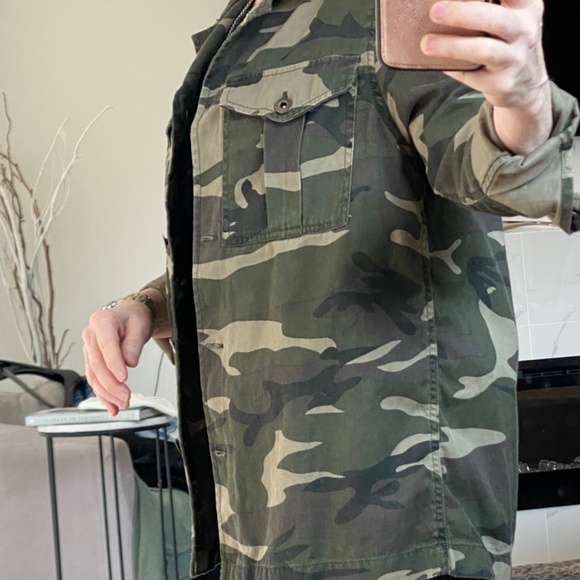 Forever 21 Camo Jacket - S - Picture 3 of 4